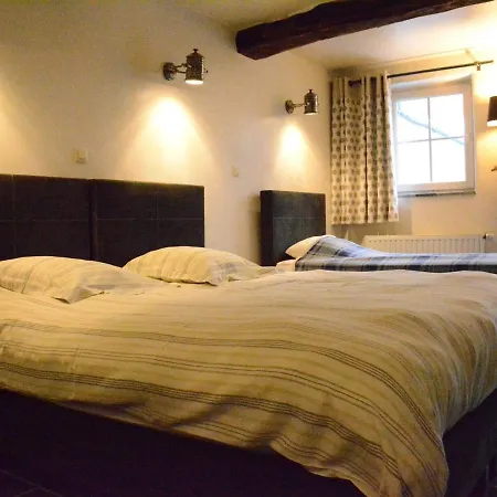 Holiday home With Hottub In Calm Area Bievre