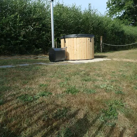 With Hottub In Calm Area Σπίτι διακοπών