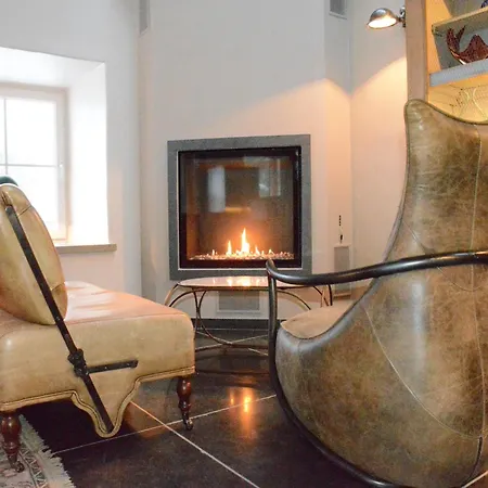 With Hottub In Calm Area *