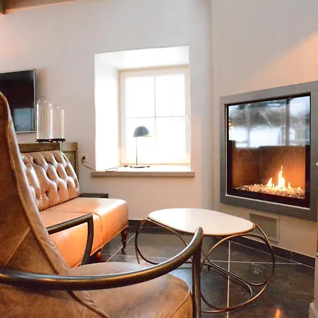 With Hottub In Calm Area Feriehus *