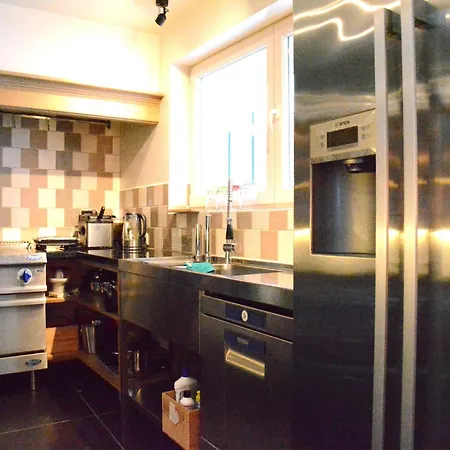 With Hottub In Calm Area Feriehus *